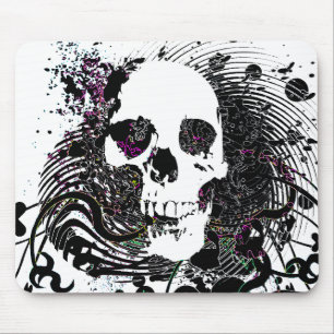 skullz. straight twisted arrows. mouse mat