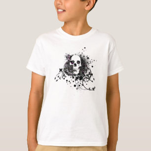 skullz. straight twisted arrows. T-Shirt