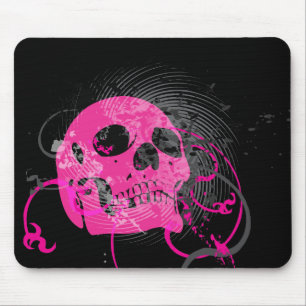 skullz. up twisted arrows. mouse mat