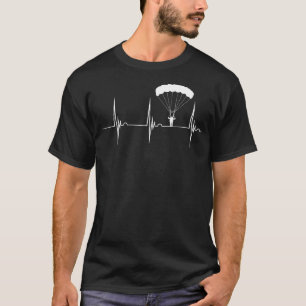 Skydiving Heartbeat Skydiver Skydive EKG Pulse Jum T-Shirt