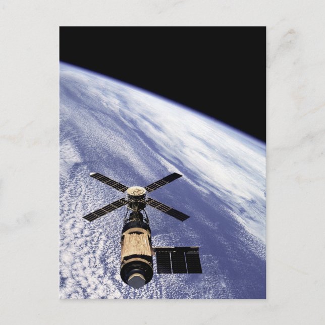 Skylab Postcard (Front)
