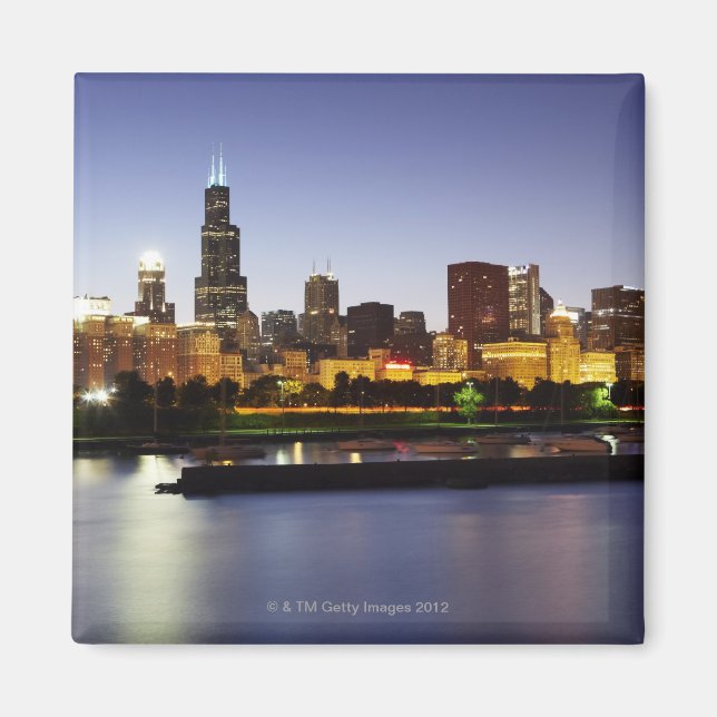 Skyline of downtown Chicago at dusk Magnet (Front)