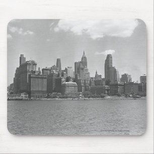 Skyline of Manhattan New York USA B&W Mouse Mat