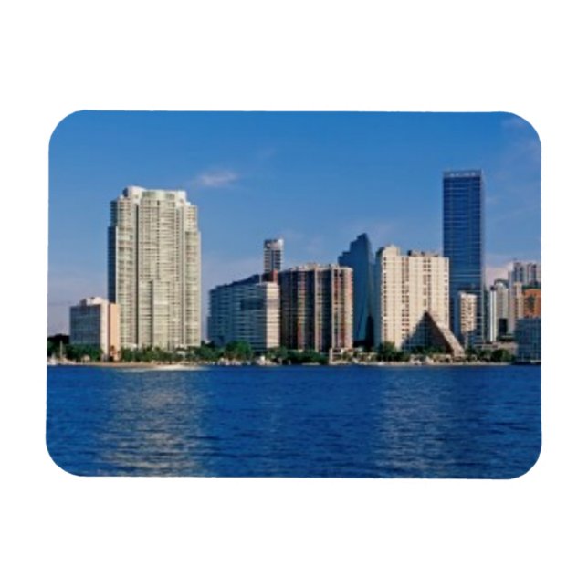 Skyline of Miami, Florida Magnet (Horizontal)