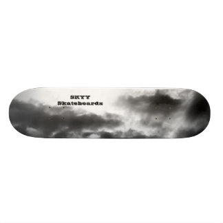 SKYY Storm Skateboard