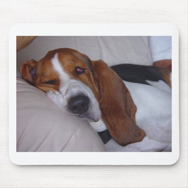 Sleepy Basset Hound Mouse Mat (Front)