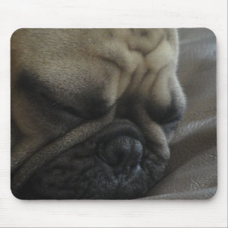 sleepy frenchy mouse mat