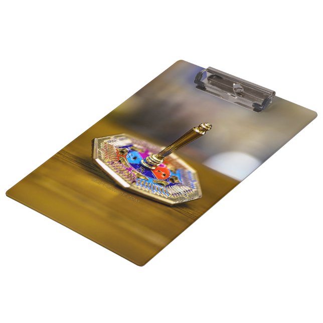SlipperyJoe Hanukkah dreidel gift octagonal base b Clipboard (Angled)