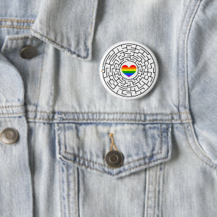 SlipperyJoe's maze encircles rainbow heart arrow m 6 Cm Round Badge