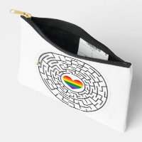 SlipperyJoe's maze encircles rainbow heart arrow m
