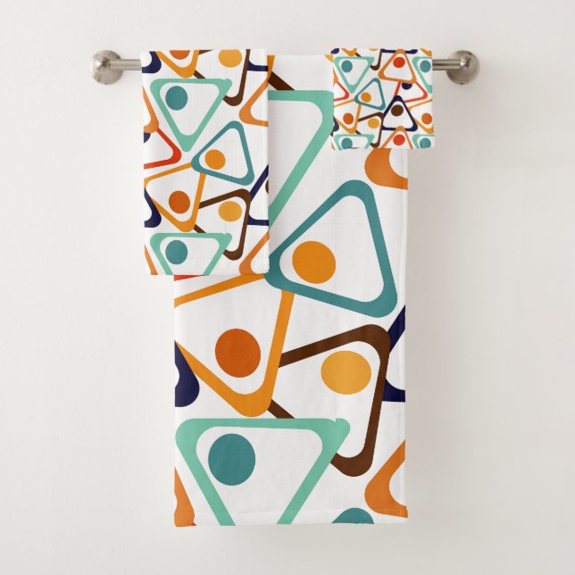 Small 70s Triangles  Bath Towel Set (Insitu)