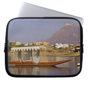 Small boat, Lake Pichola, Udaipur, India. Laptop Sleeve