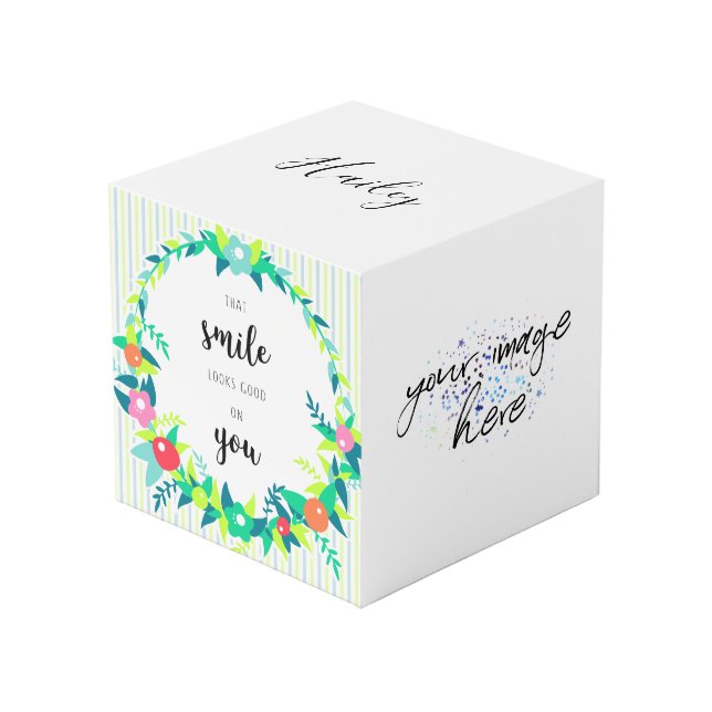 Smile Cube (Front Angled)