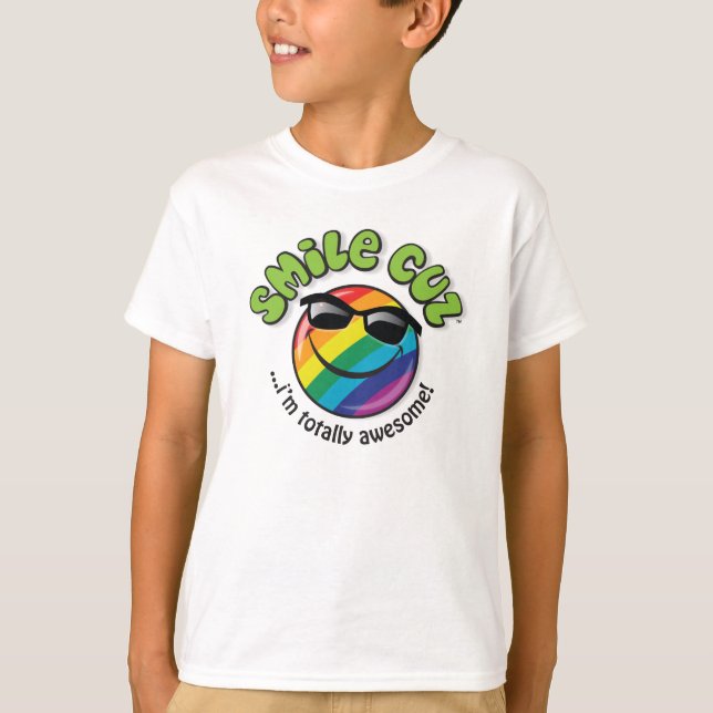 smile cuz ...i'm totally awesome! T-Shirt (Front)