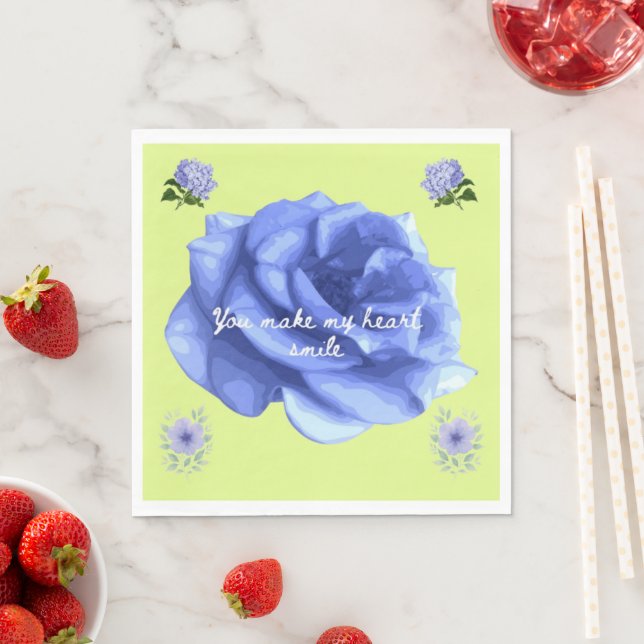 Smiling heart light green napkin (Insitu)