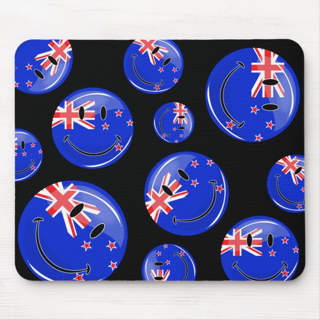 Smiling New Zealand Flag Mouse Mat (Front)