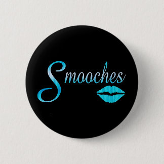 Smooches 6 Cm Round Badge