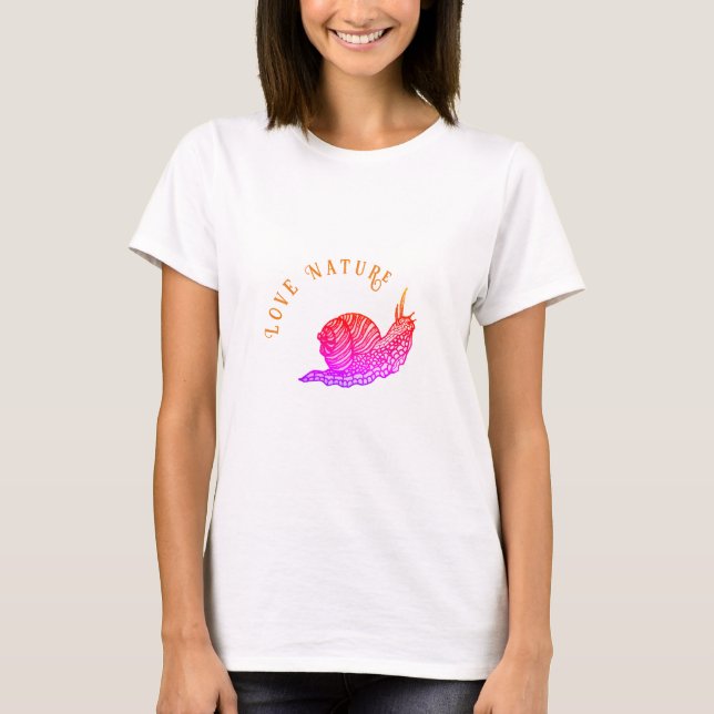 Snail in graphic style T-Shirt (Front)