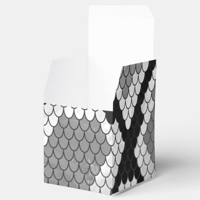 Snake Grey and Light Grey Print Favour Box (Opened)