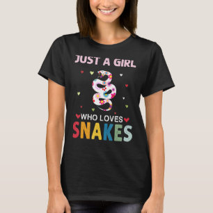 Snakes Lover Just A Girl Who Loves Snakes Daisy Fl T-Shirt
