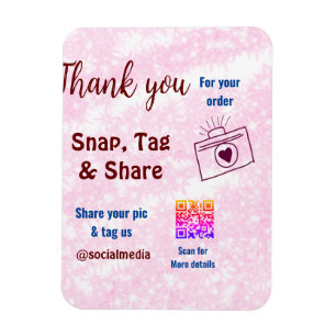 Snap tag share social media q r code glitter pink magnet
