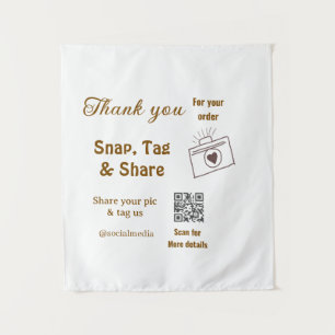 Snap tag share social media q r code glitter pink tapestry