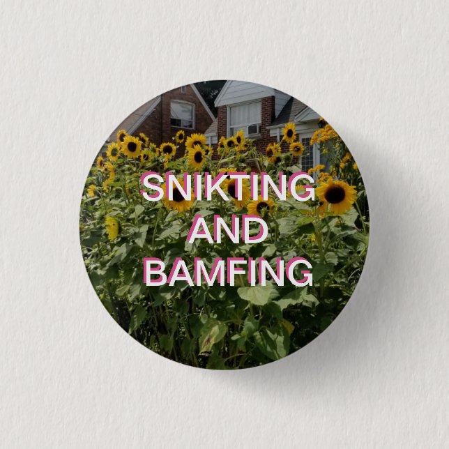 SNIKTING & BAMFIND 3 CM ROUND BADGE (Front)