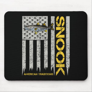 Snook Fisherman - Vintage Style American Flag Snoo Mouse Mat