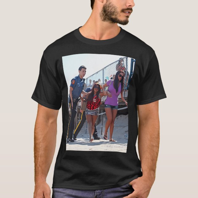Snooki Getting Arrested On The T-Shirt (Front)