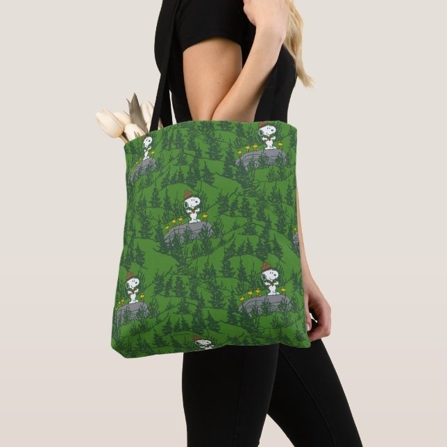 Snoopy Beagle Scout Hiking Pattern Tote Bag (Close Up)