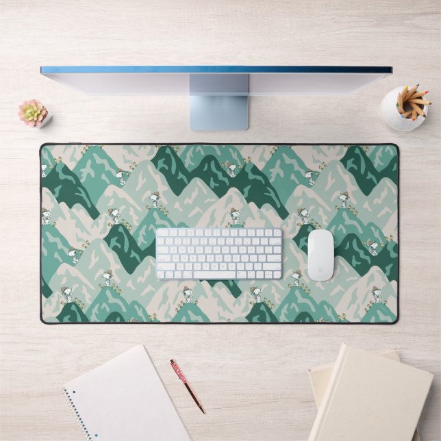 Snoopy Great Outdoors Pattern Desk Mat (Office 1)