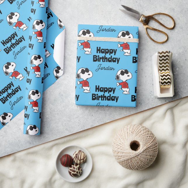 Snoopy "Joe Cool" Standing Wrapping Paper (Crafts)