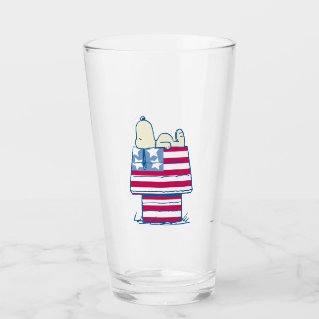 Snoopy on 4th of July Dog House Glass (Front)
