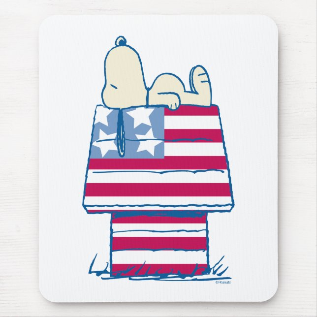 Snoopy on 4th of July Dog House Mouse Mat (Front)