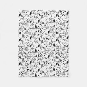 Snoopy Smile Giggle Laugh Pattern Fleece Blanket