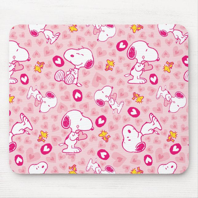 Snoopy & Woodstock Pink Hearts Pattern Mouse Mat (Front)