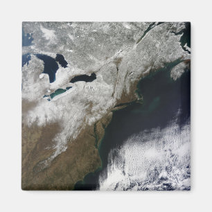 Snow cover stretching from Canada Magnet
