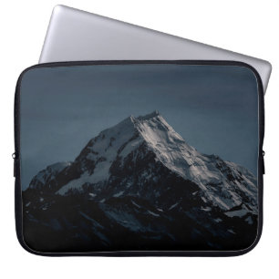 SNOW COVERED MOUNTAIN DURING NIGHTTIME LAPTOP SLEEVE