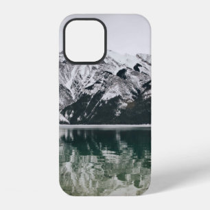 SNOW-COVERED MOUNTAIN iPhone 12 CASE