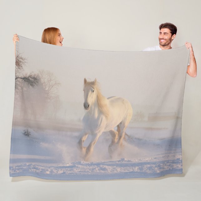 SNOW HORSE FLEECE BLANKET (In Situ)