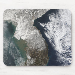 Snow in Korea Mouse Mat