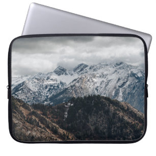 SNOW MOUNTAIN RANGE WALLPAPER LAPTOP SLEEVE