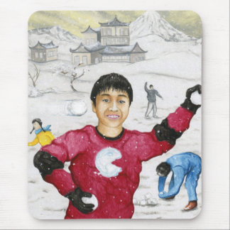 Snowball Fight! Mouse Mat