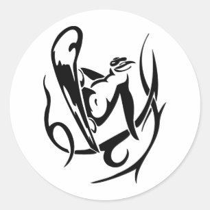 SNOWBOARDING PENGUIN CLASSIC ROUND STICKER