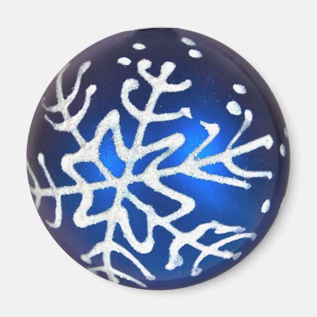 Snowflake on Blue Magnet (Front)