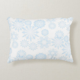 Snowflake pattern	 decorative cushion