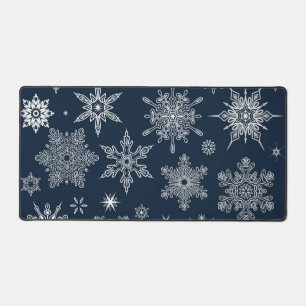 Snowflake pattern desk mat