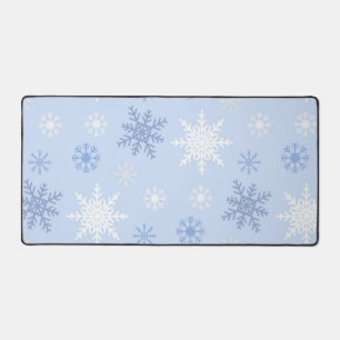Snowflake pattern desk mat