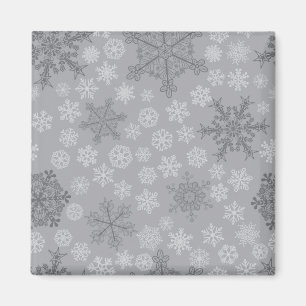 Snowflake pattern magnet