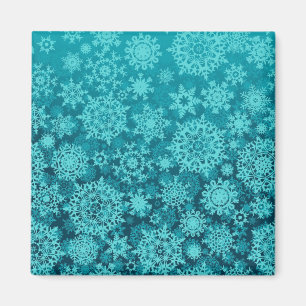 Snowflake pattern magnet